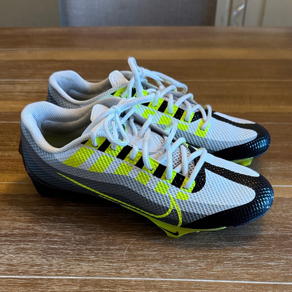 Nike Vapor Edge Speed 360 Football Cleats